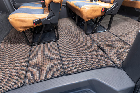 200ハイエースワイド 装着