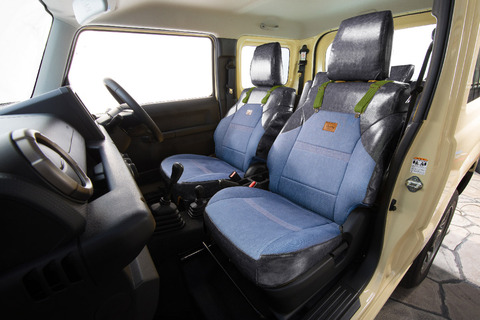 シートカバーアンティークカントリー　クラシックグロッシー×デニムブルー
ジムニーJB64 着用イメージ