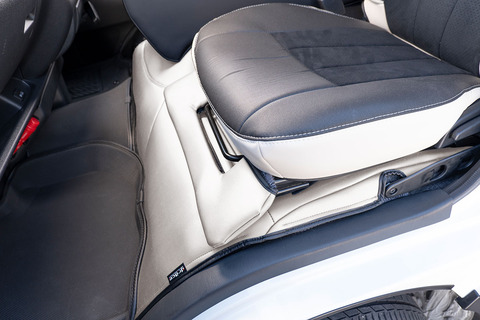 200ハイエース ナロー用 エンジンフードカバー＆スカートセット プライム　バニラ