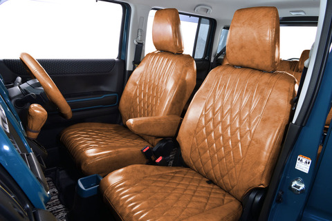 アンティーク デザインD　キャメル　ハスラー装着