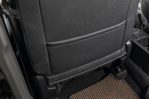 シートカバー 80’s ダブグレーxヴィーガンブラック ジムニーノマド装着