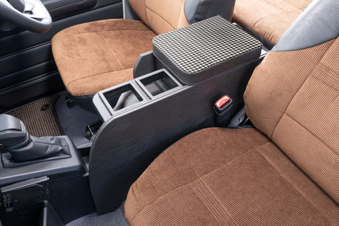 ランドクルーザー"70" 再再販モデル専用センターコンソール Ver.2 アンティーク千鳥＜ドリンクホルダー付き＞