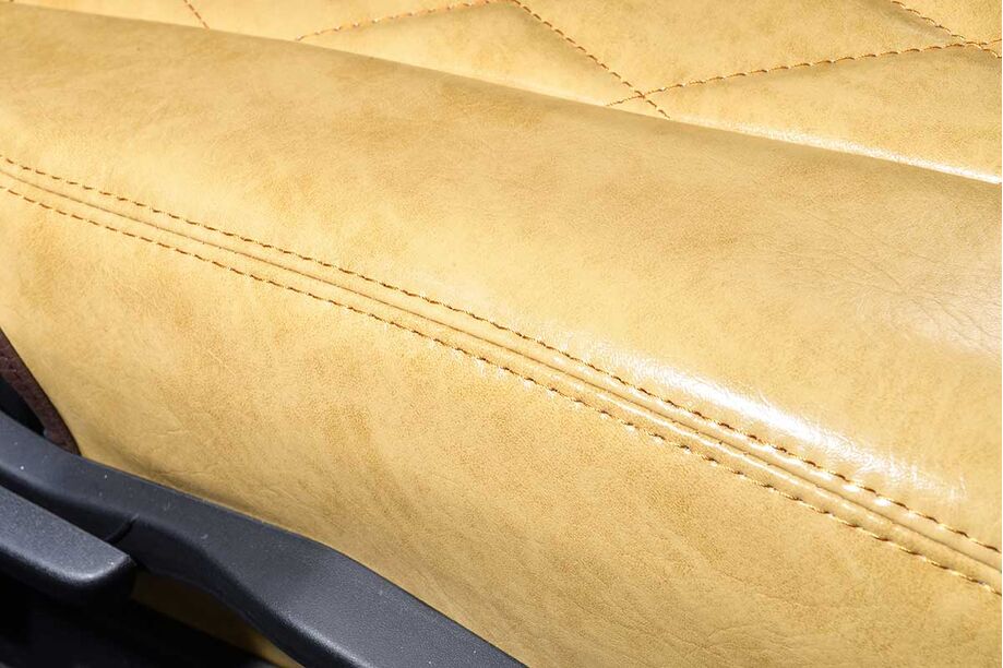 S700アトレー　シートカバー  アンティークデザインD クリームイエロー　縫製詳細