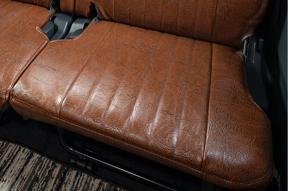S700アトレー　 シートカバー  アンティークデザインSブラウン後部座席座面デザイン詳細