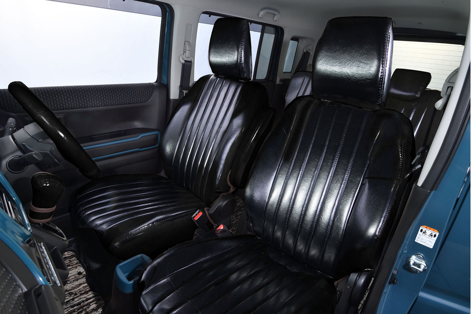 S700ハイゼットカーゴ　 シートカバー  アンティークデザインS　ブラック